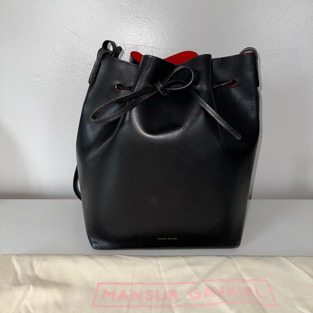 Mansur Gavriel Bucket Bag In Black/Flamma